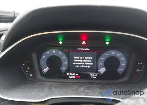 2019 Audi Q3 2.0T Premium z USA, uszkodzony, nr VIN WA1AECF34K1077471